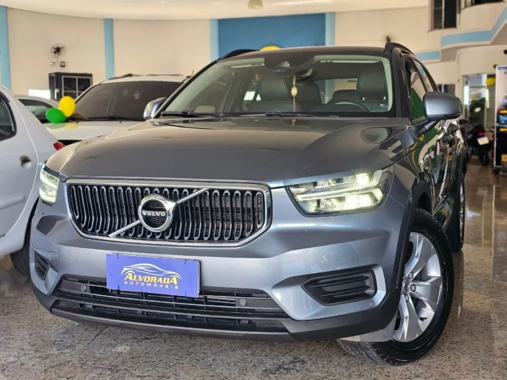 Volvo XC 40 T-4 2.0 190cv FWD