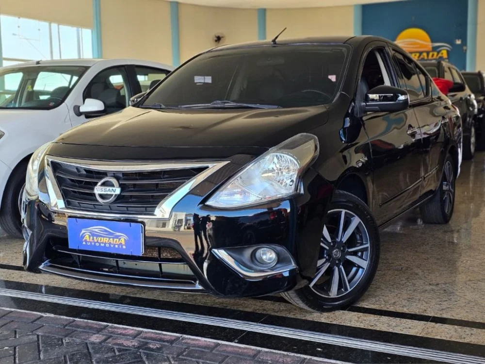 Nissan VERSA UNIQUE 1.6 16V FlexStart 4p Aut.