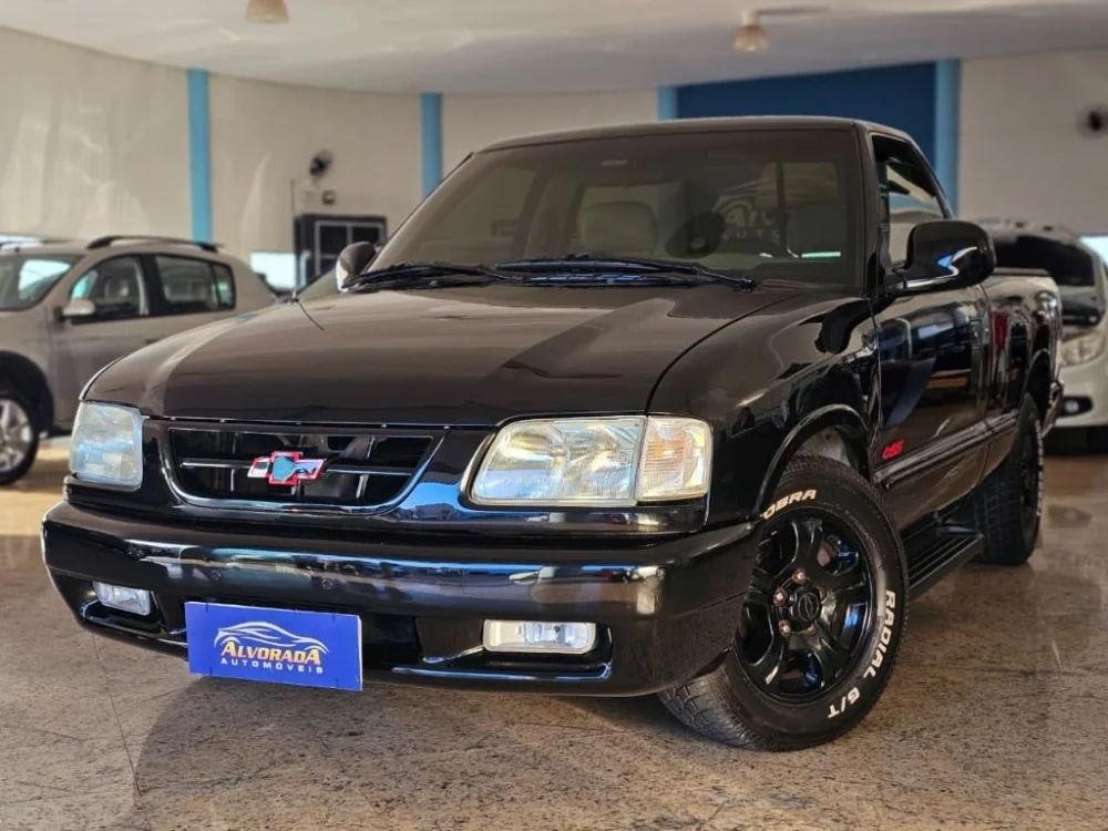 GM - Chevrolet S10 Pick-Up Luxe 4.3 V6